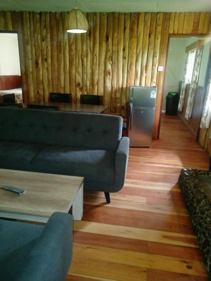 Naro Moru River Lodge Eksteriør billede