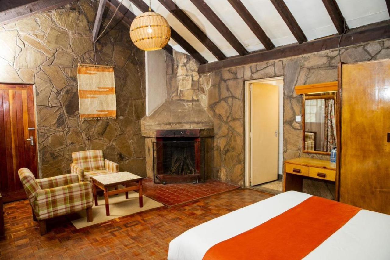 Naro Moru River Lodge Eksteriør billede