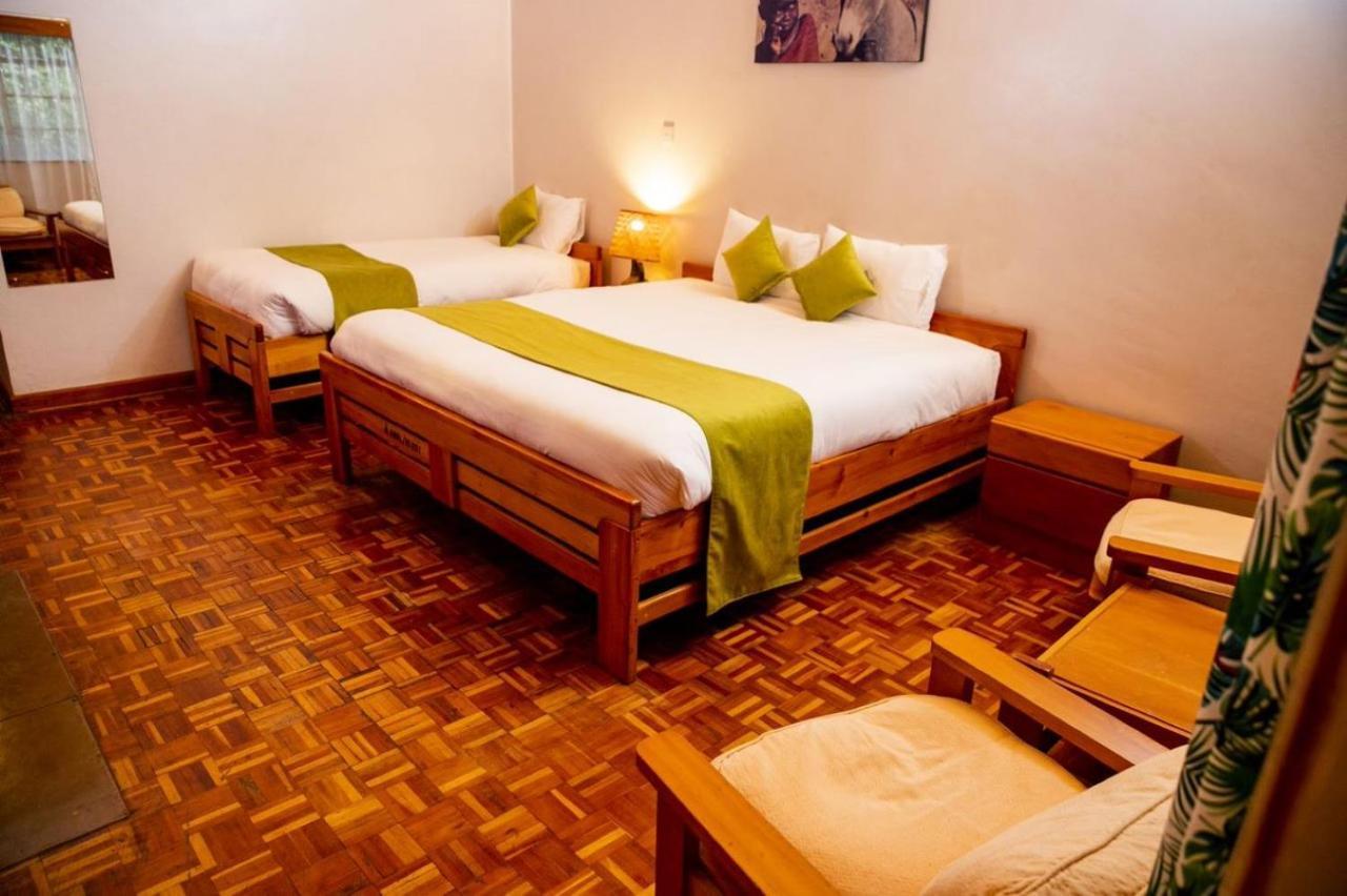 Naro Moru River Lodge Eksteriør billede
