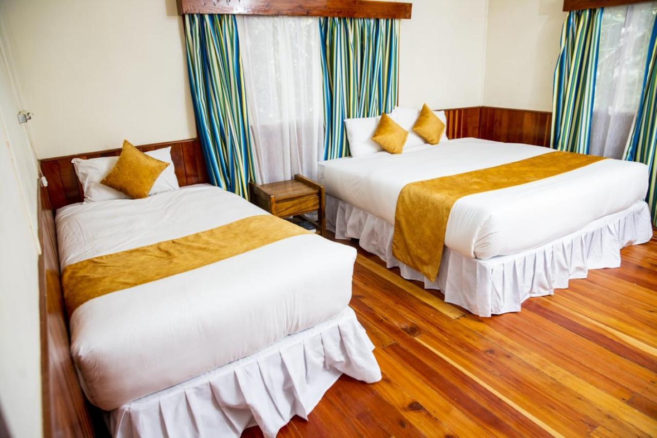 Naro Moru River Lodge Eksteriør billede